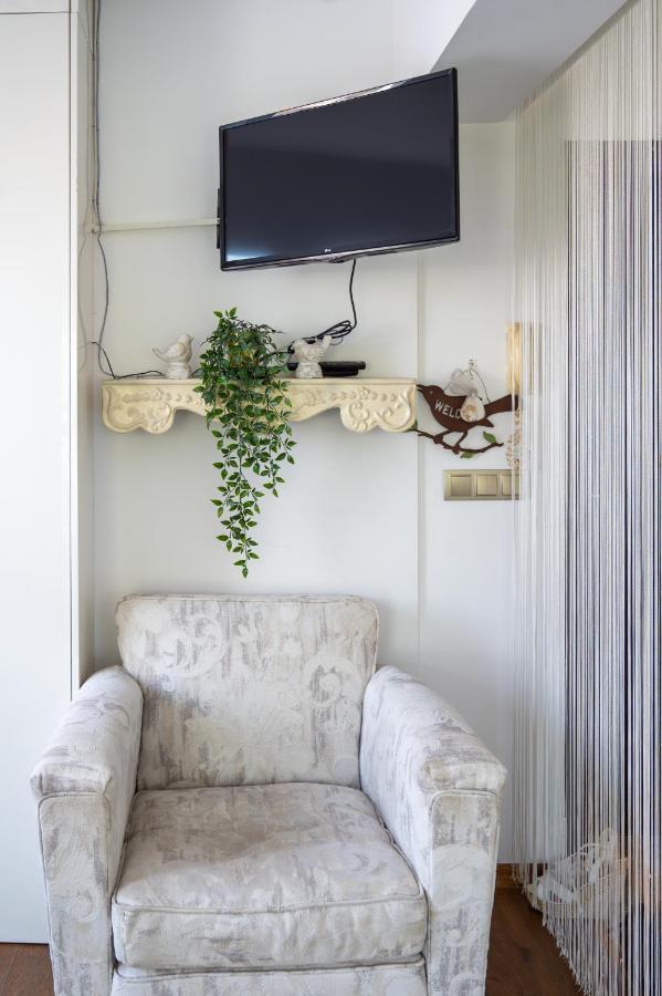Sunny Studio With A View In Top Center Sofía Exterior foto