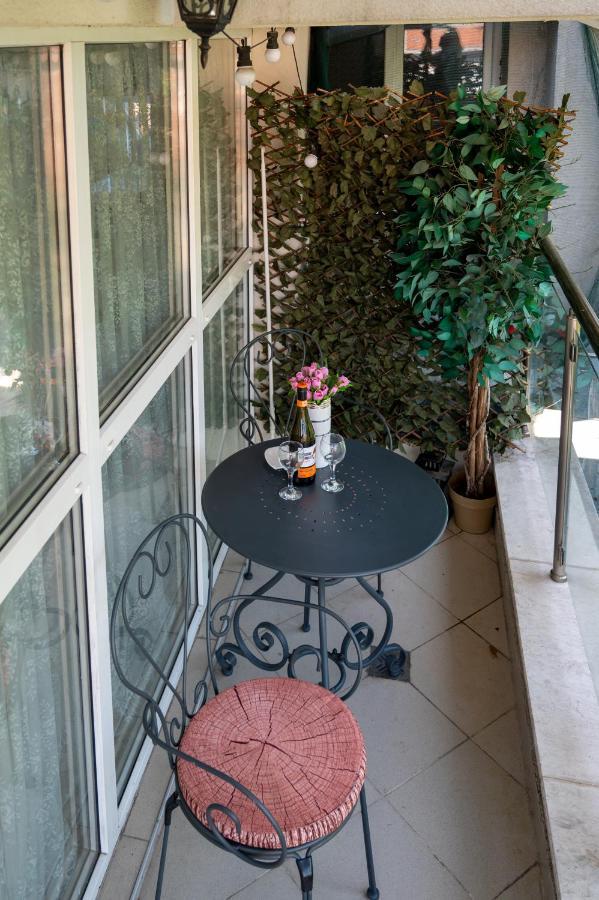 Sunny Studio With A View In Top Center Sofía Exterior foto